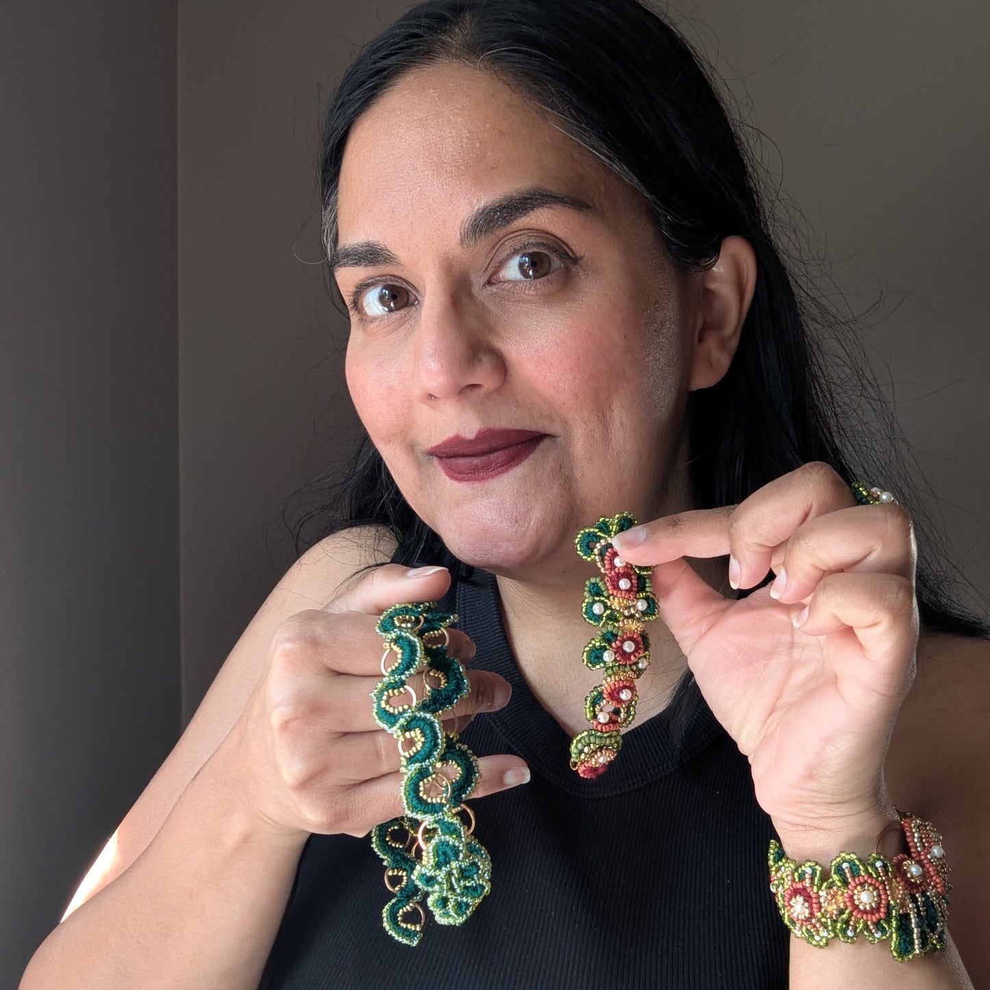Megha, founder of Mayaani Jewellery - showcasing Rukmini a 5-in-1 versatile Indian hand bracelet designed for the modern woman and her diverse lifestyle.